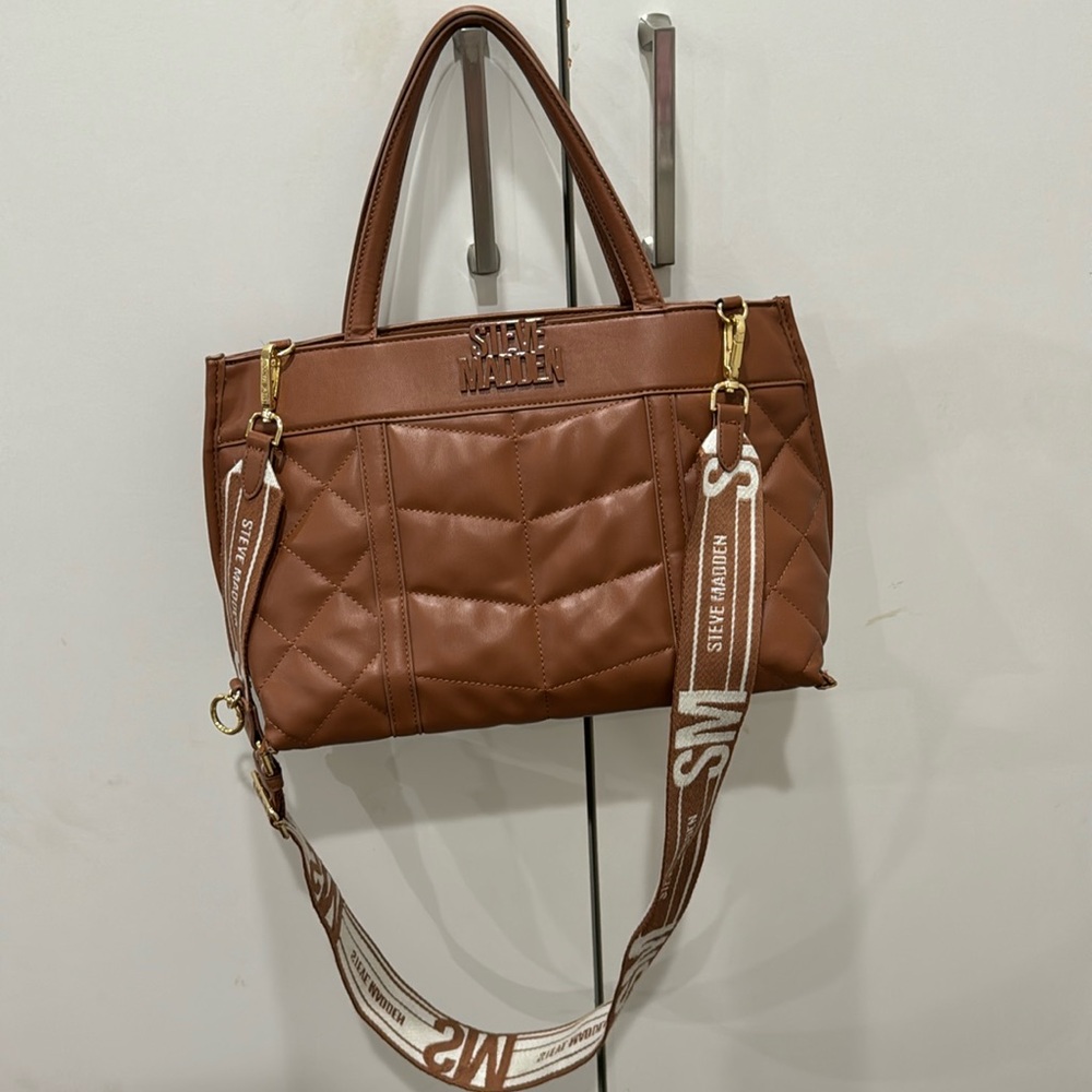 Steve Madden bag used 2 times with 3 compartments